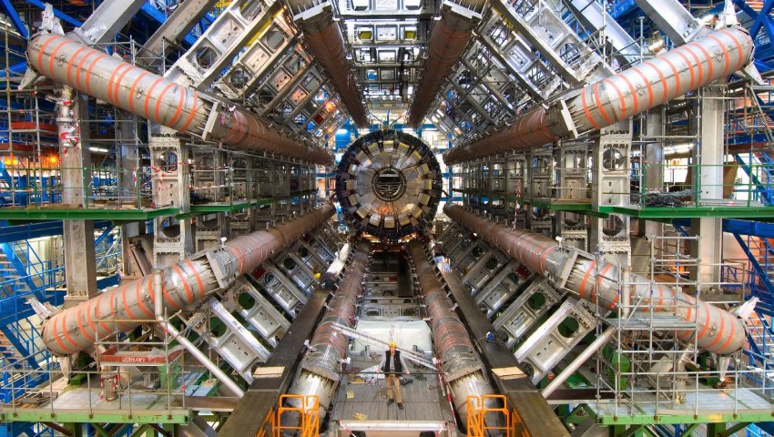 От CERN искат нов суперколайдер за 21 млрд. евро