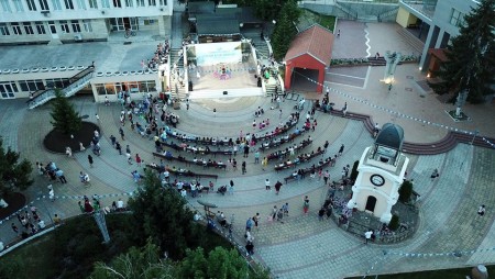 В Бяла откриват фестивала “Танци край морето”
