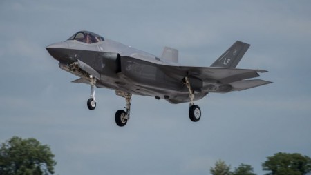САЩ одобри продажба на 105 изтребителя F-35 на Япония