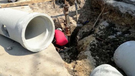 Възстановиха аварирал магистрален водопровод във Варна