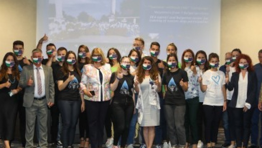 Посланикът на САЩ се срещна с доброволци към дирекция „Превенции“ в община Варна