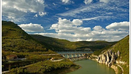 Замърсиха водата в язовир Цонево