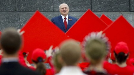Днес предстоят президентски избори в Украйна