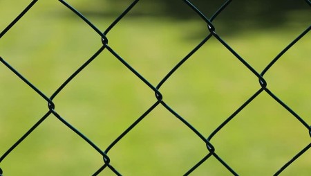 Сърбия слага телена ограда по границата със Северна Македония