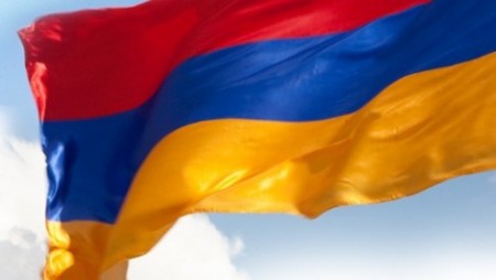 Армения въведе военно положение