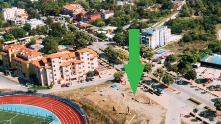 Започна изграждането на парк и детски площадки в община Бяла