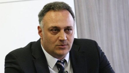 Стоян Пасев: Всички болници във Варна трябва да увеличат двойно капацитета си за COVID-пациенти
