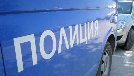 Голяма група нелегални мигранти са задържани край софийското село Герман