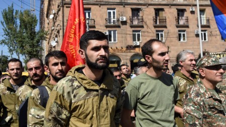Армения и Азербайджан с ново премирие