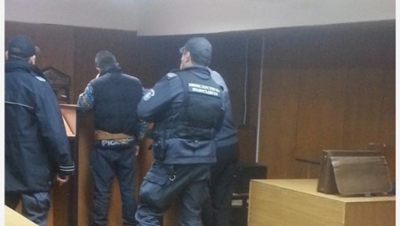 Районната прокуратура в Разград задържа под стража обвиняем за изнасилване
