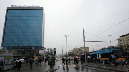 Среднощна стрелба по криминално проявен в София