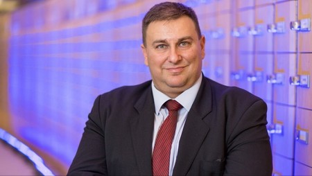 Евродепутатът Емил Радев: Финансовите наказания за нарушаване на върховенството на закона в ЕС да не ощетяват крайните получатели на евросредства