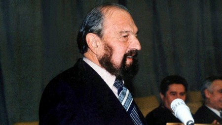 Почина една от най-известните КГБ къртици в британското разузнаване