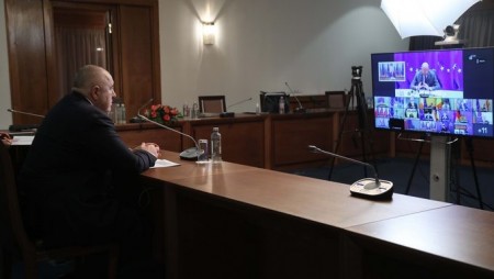 ЕС: Паспортът за ваксиниране е медицински документ, не за пътуване
