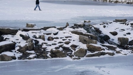 Стотици хиляди домакинства в Тексас още са без ток