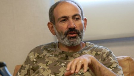Арменската армия поиска оставката на премиера, Пашинян е убеден, че това е опит за преврат