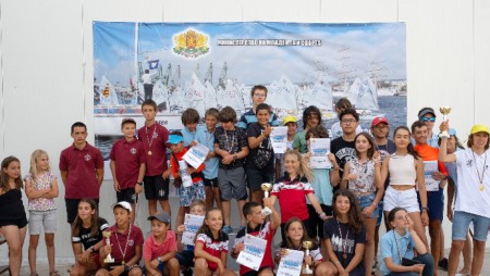 СК „Черно море- Бриз“ с подновена програма за развитие на детското ветроходство