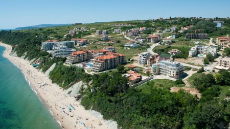 4-часова разгорещена дискусия за ОУП на Бяла