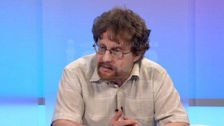 Доц. Алексей Пампоров: Ако има нещо в световен план неизменно – това са епидемиите и миграцията