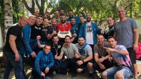Треньор от Варна направи златен дубъл с хандбалния „Шумен“