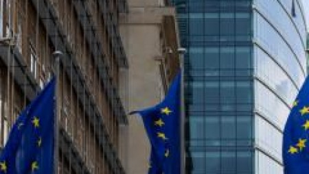 ЕС е загрижен от нарастващия натиск над журналистите