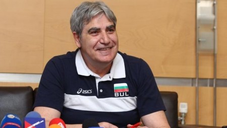 Камило Плачи поема Хебър