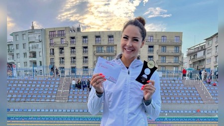 Катя Аврамова атакува квота за олимпиадата на шампионат в Турция