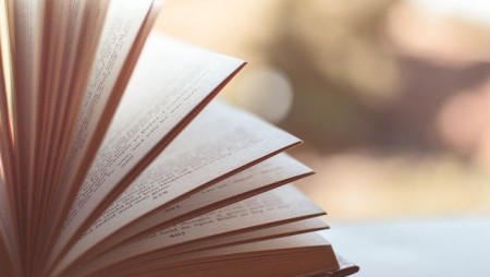 Даряваме стари книги в 7 книжарници във Варна