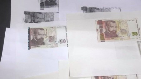 Разкриха печатница за фалшиви пари в Русе