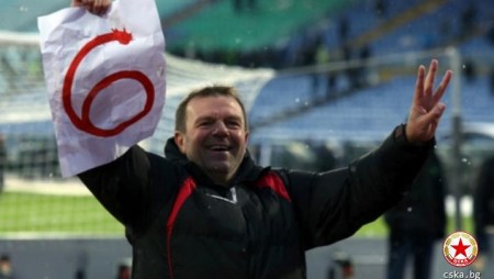 Стойчо Младенов замени Любо Пенев начело на ЦСКА
