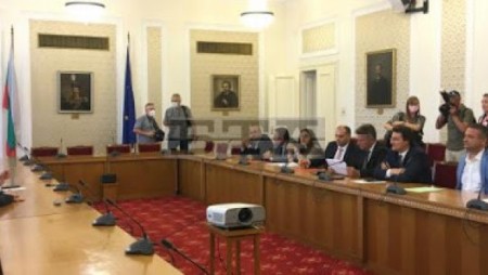 ИТН на срещи с парламентарните групи