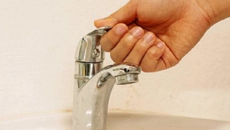 Части от Дългопол без вода днес