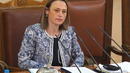 Ива Митева: Ако кабинетът на ИТН не бъде приет, ще има нови избори