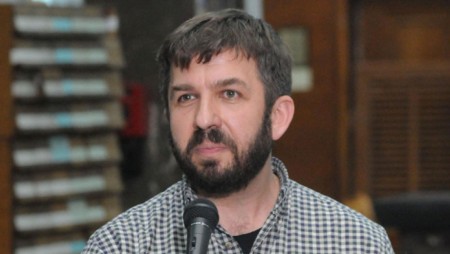 Внезапно почина поетът, литературовед и журналист Марин Бодаков