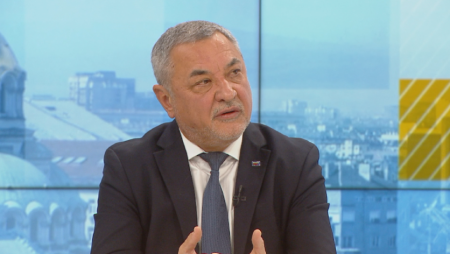 И Валери Симеонов влиза в президентската битка