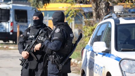 Полицейска операция във Варненско по противодействие на конвенционалната престъпност и купуване на гласове