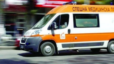 Две жени са в болница с опасност за живота след пожар в село Равна