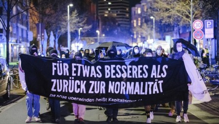 Хиляди излязоха на протест в Австрия, Хърватия и Италия срещу новите Covid ограничения