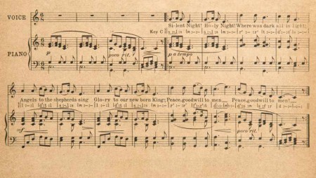 По време на коледна литургия през 1818 г. за първи път е изпълнена „Тиха нощ, свята нощ