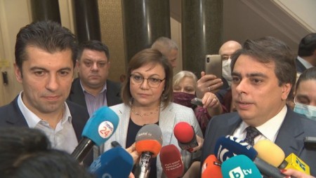Асен Василев: Надяваме се утре до края на деня да имаме коалиционно споразумение