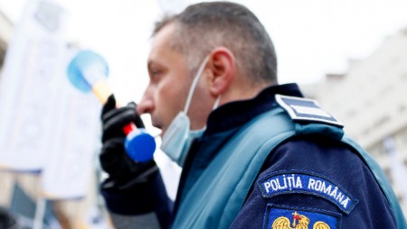 Румъния ще изисква електронен формуляр при влизане в страната