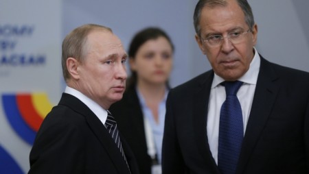 F T: ЕС планира да наложи санкции на Путин и Лавров