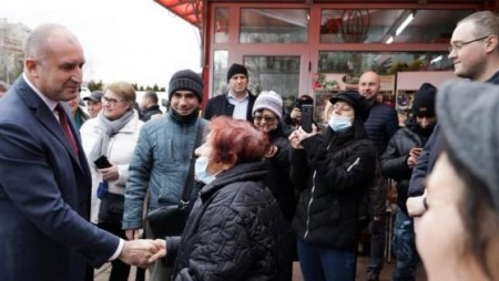 Президентът в Добрич: Призовавам правителството спешно да разгледа проблема с хлебопроизводството!