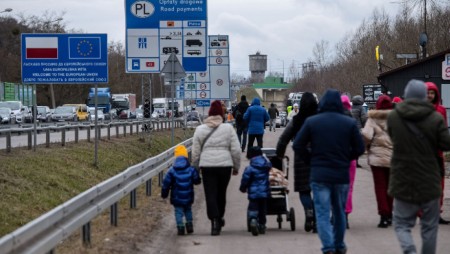 ООН: Бежанците от Украйна вече надхвърлят 1,7 милиона