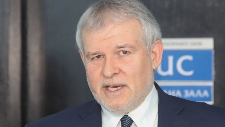 СДС преизбра Румен Христов като председател