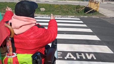 Кметът на Девня: Пешеходната пътека на бул. „Съединение