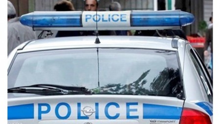 Полицията в Дългопол задържа 24-годишен за притежание на метамфетамин
