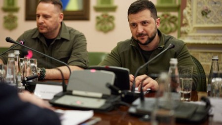 Зеленски поиска петролно ембарго на Русия