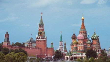МС: Изключването на Русия от СОТ не е свързано с посещенията на туристи в България