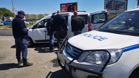 Задържаха бивш депутат от ГЕРБ при полицейска акция в Бургас